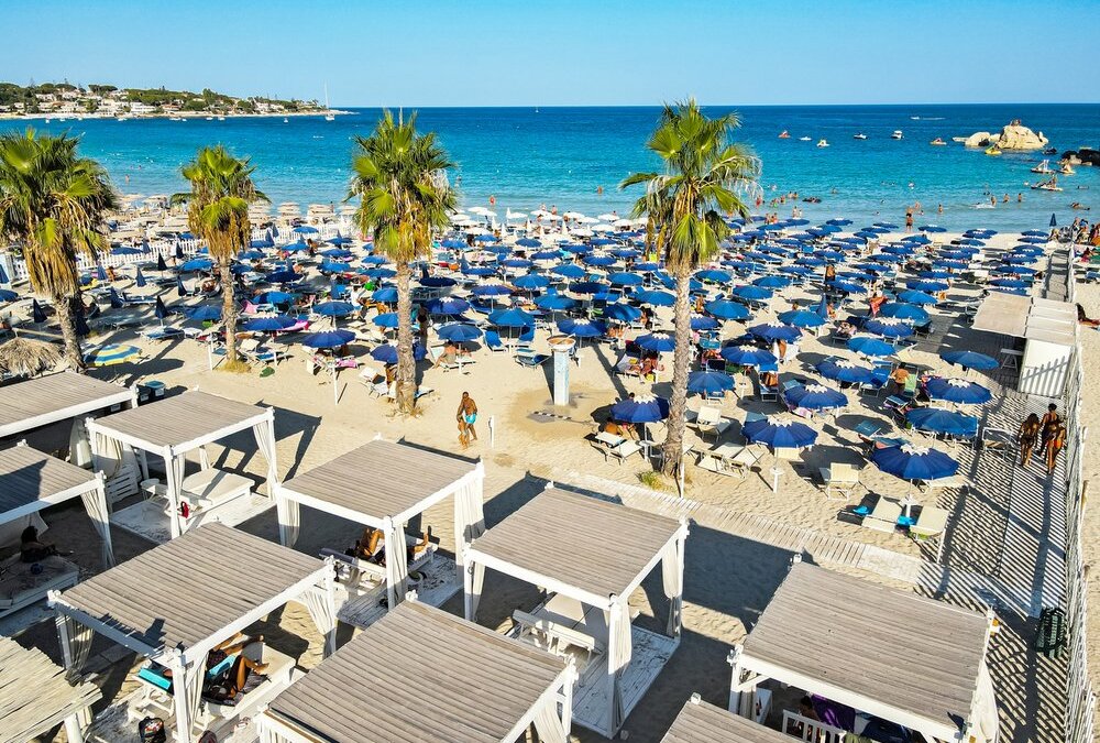 FUTURA CLUB SPIAGGE BIANCHE