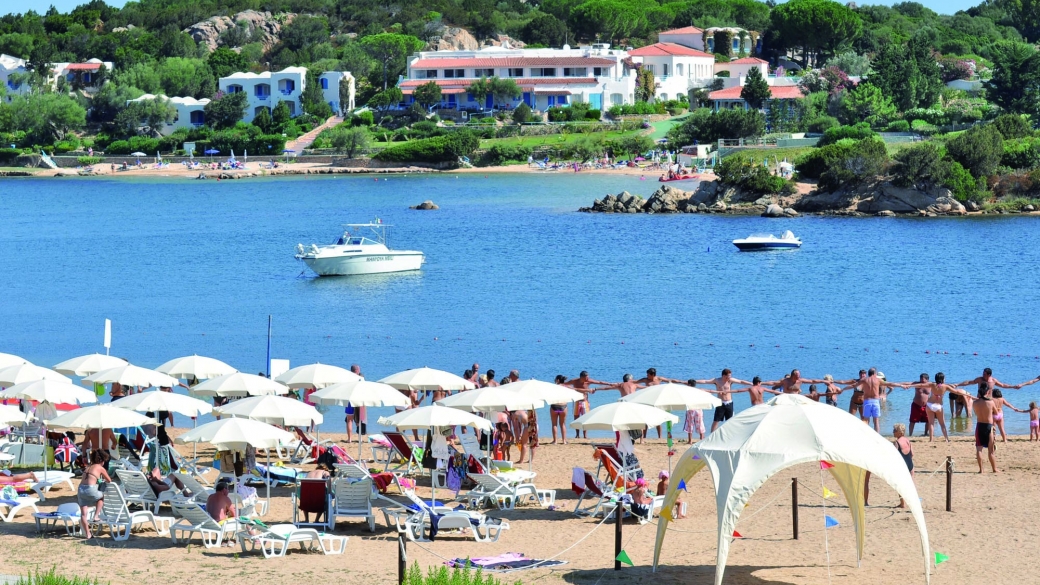 CLUB ESSE CALA BITTA