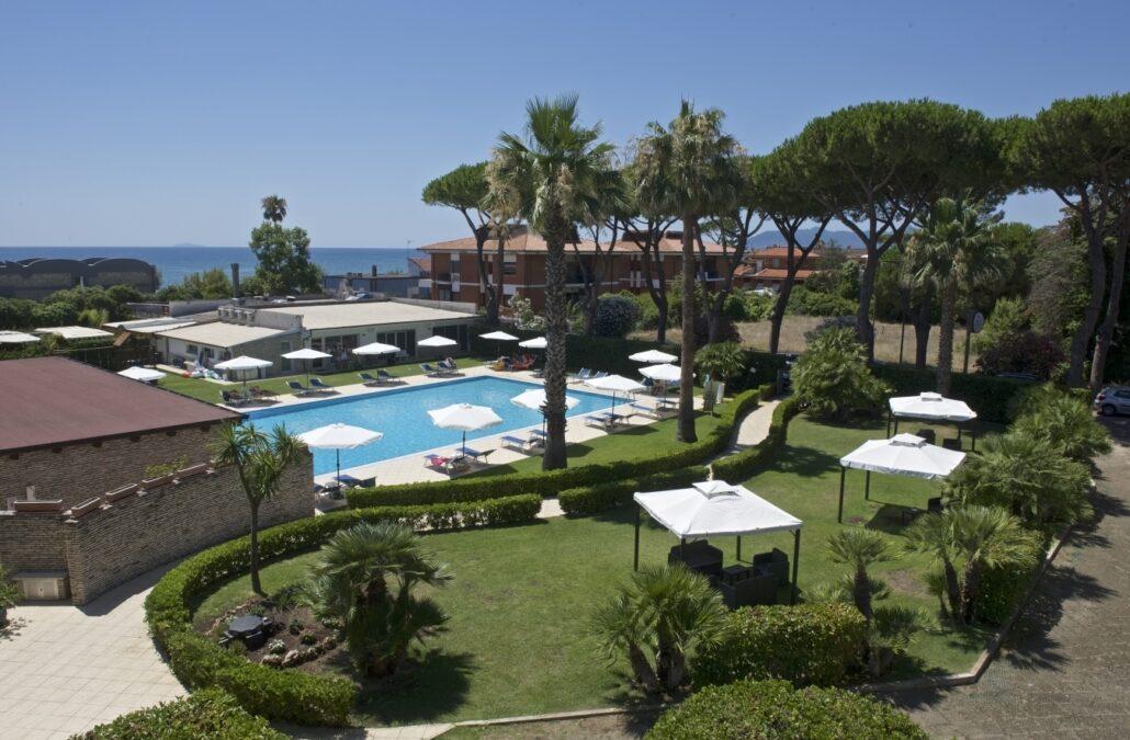 ALBERGO MEDITERRANEO